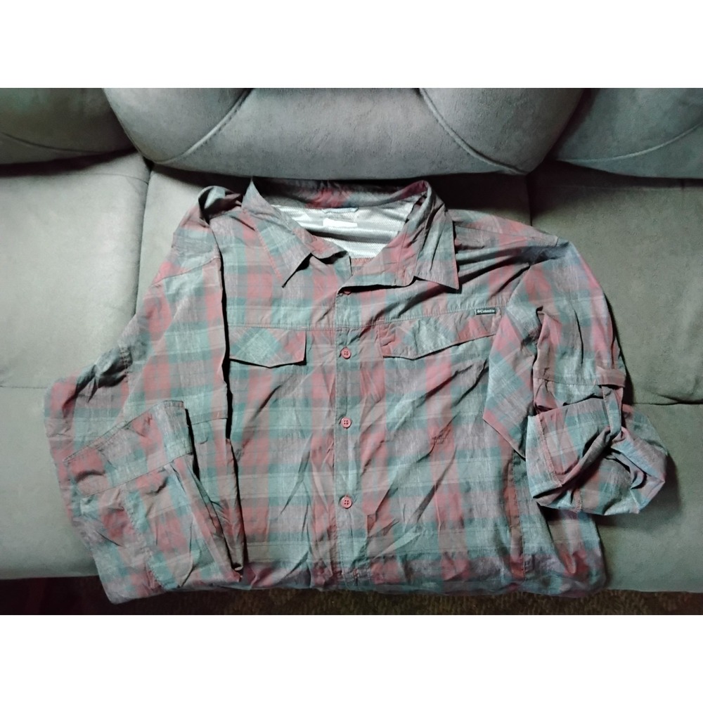 Columbia Plaid Vented Button Down L/S And Buttoned 3/4 Sleeve Shirt XXL